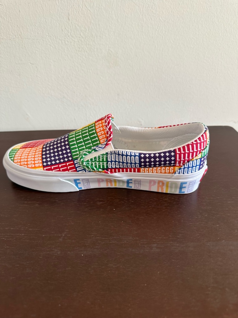 Vans Unisex Low-Top Pride Sneakers Skate Shoe Slip On 6.5W 5M - Picture 9 of 10